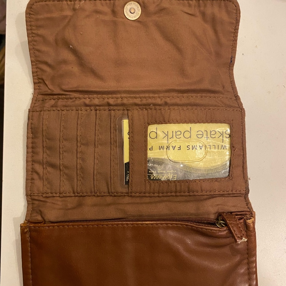 WALLET - Picture 2 of 3